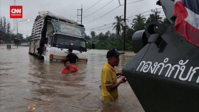 Banjir Landa Thailand Selatan, Jalan Raya Terputus