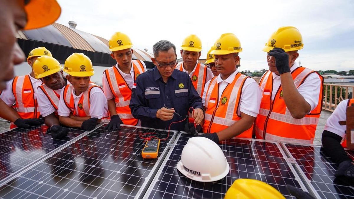 Pertamina-KESDM Sertifikasi Local Hero Desa Energi Mandiri