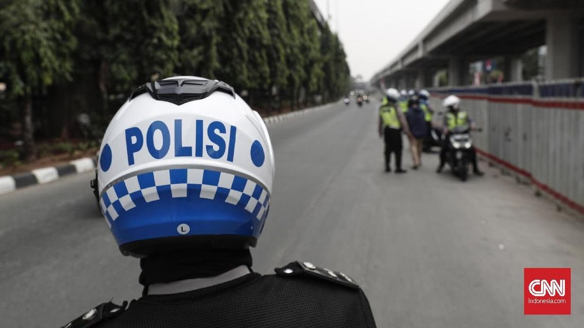 Kawal Sejoli Kencan di Puncak, Polantas Polres Bogor Dibebastugaskan