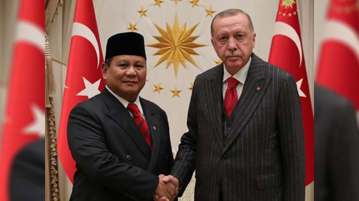 Kemlu Sebut Momen Prabowo-Erdogan di KTT D-8 Sangat Bersahabat