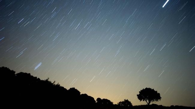 Siap-siap Ada Hujan Meteor Lagi Pekan Ini, Catat Jadwalnya