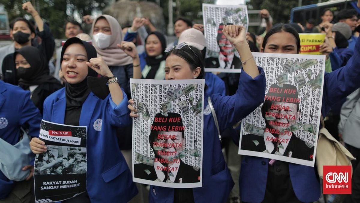 Aksi BEM SI Kerakyatan Tolak Kenaikan PPN jadi 12 Persen