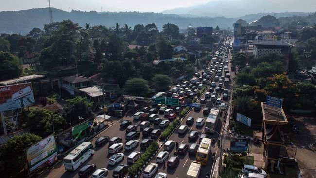 Bus Bakal Dilarang Masuk Jalur Alternatif Puncak Selama Libur Nataru