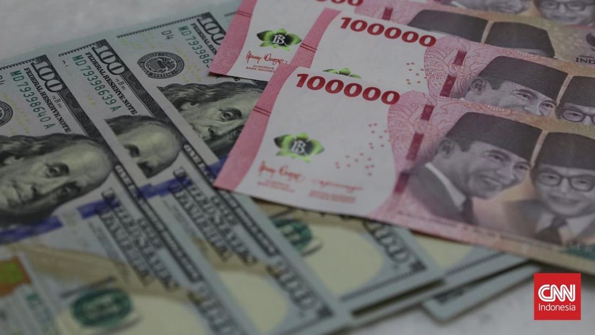 Rupiah Tersenyum Tipis Rp16.190 per Dolar AS Sore Ini