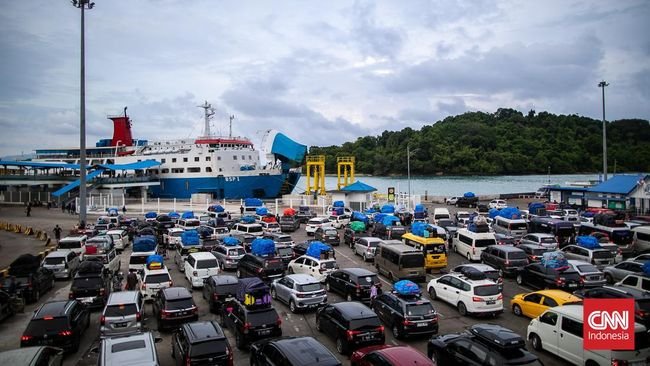 Gelombang Tinggi, Penyeberangan Merak-Bakauheni Ditutup