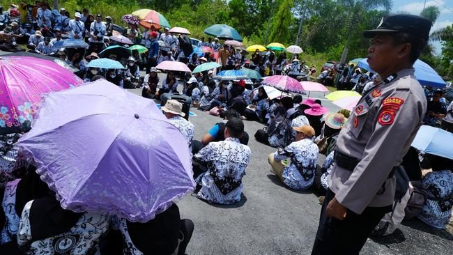 Eks Kapolsek Baito Minta Rp2 Juta ke Guru Supriyani Buat Bangun Polsek