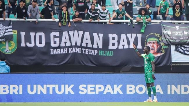 Cetak 3 Gol dalam 9 Menit, Persebaya Hajar Persik 4-1