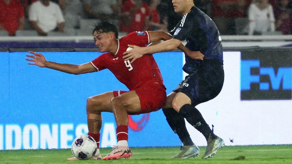 Rafael Struick Main, Brisbane Roar Kalah