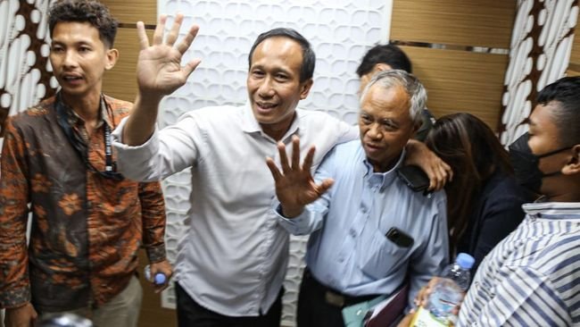 Ayah Korban Tewas Siswa SMK Puas Robig Dipecat dan Jadi Tersangka