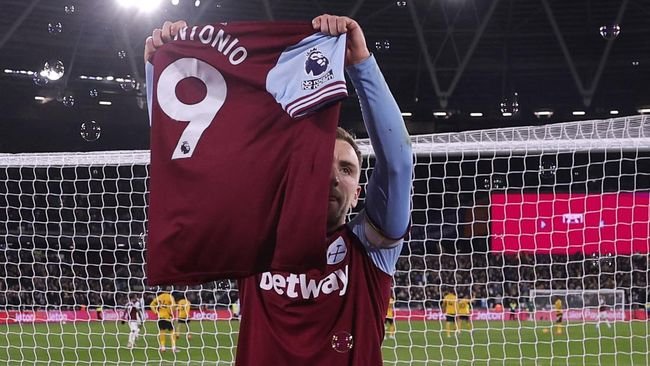 Persembahan Bowen untuk Michail Antonio