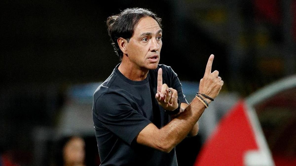 Alessandro Nesta Dipecat Klub Papan Bawah Serie A