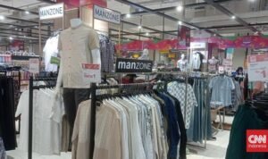 Transmart Full Day Sale, T-shirt hingga Kemeja Pria Diskon hingga 40%