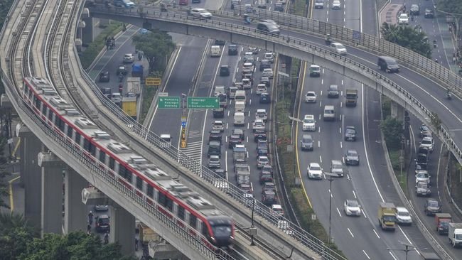 Kereta LRT Arah Harjamukti Mogok, Seluruh Penumpang Dievakuasi