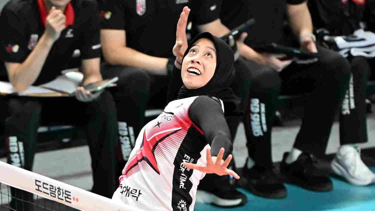 Megawati Top Skor, Red Sparks Sikat Hillstate