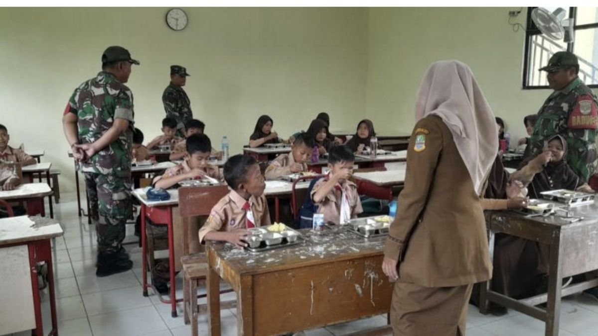 Kepala BGN Ungkap Alasan Tentara Kawal MBG Sampai Masuk Kelas