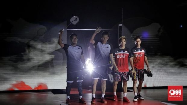 Ganda putra Indonesia Marcus Fernaldi Gideon dan Kevin Sanjaya Sukamuljo bertanding melawan ganda putra Indonesia Mohammad Ahsan dan Hendra Setiawan dalam final Blibli Indonesia Open 2019 di Istora Gelora Bung Karno, Jakarta, Minggu, 21 Juli 2019. Marcus-Kevin keluar sebagai juara setelah menang 21-19, 21-16.