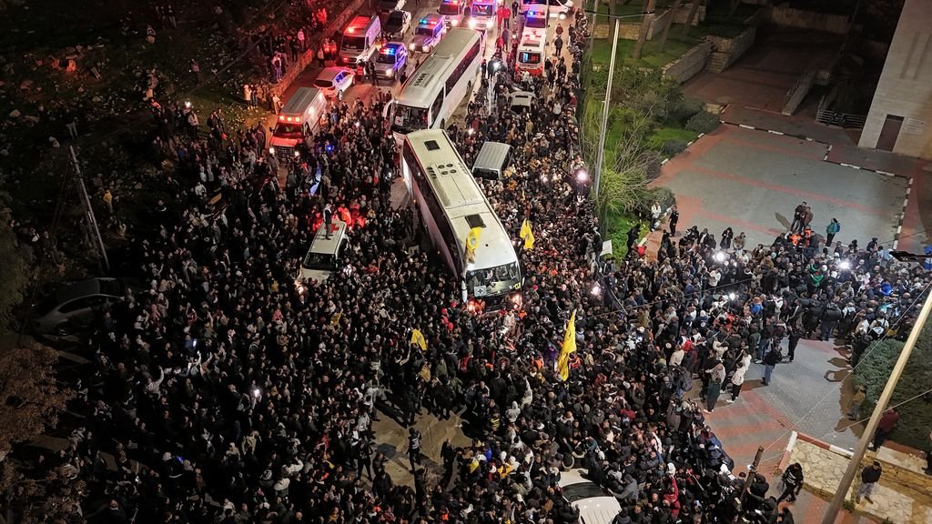 A drone view of people gathering during the arrival of the freed Palestinian prisoners, after they were released from an Israeli jail as part of a hostages-prisoners swap and a ceasefire deal in Gaza between Hamas and Israel, in Ramallah, in the Israeli-occupied West Bank, January 30, 2025. REUTERS/Stringer