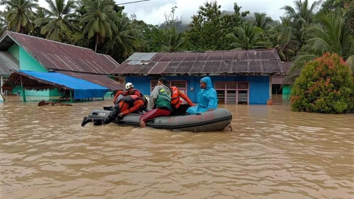 Banjir hingga Longsor Terjang Kendari, 12 Kelurahan Terdampak