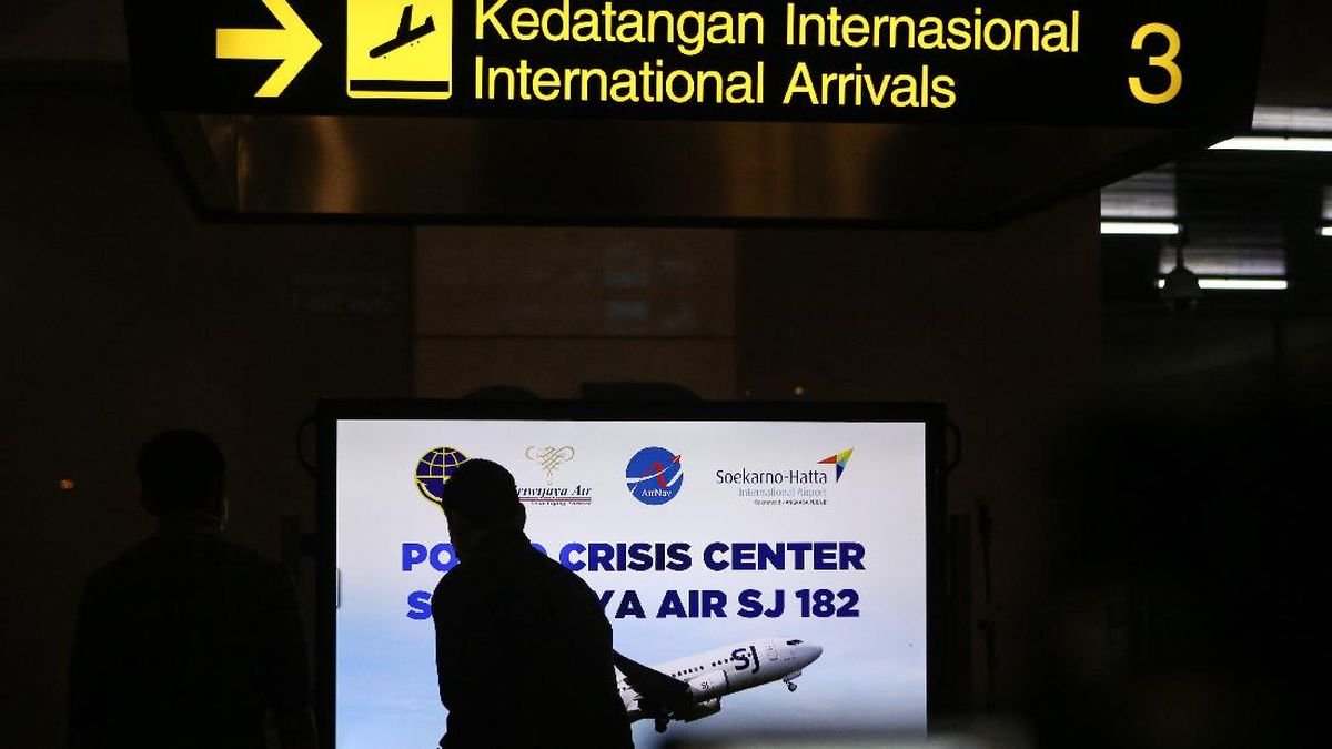 Imigrasi Buru WN China Viral Diduga Sogok Petugas Soetta