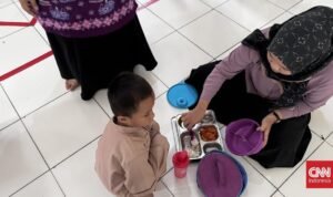 Tak Habiskan Makanan, Banyak Murid PAUD Jaktim Bawa Pulang Paket MBG