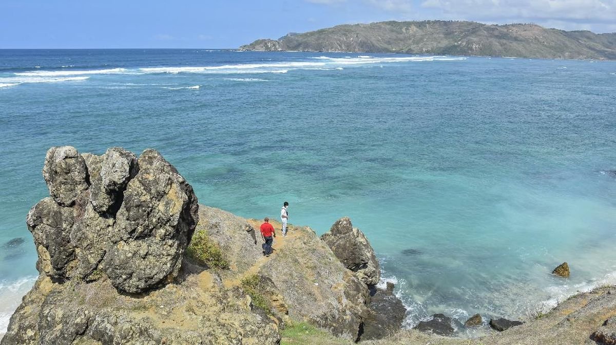 Apa Itu Rip Current Pantai yang Seret 13 Siswa di Yogyakarta?