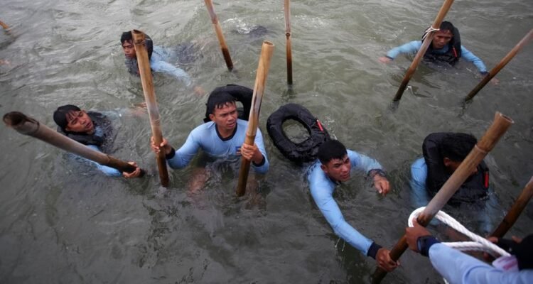 Aksi Pasukan Katak hingga Said Didu Bongkar Pagar Laut Tangerang