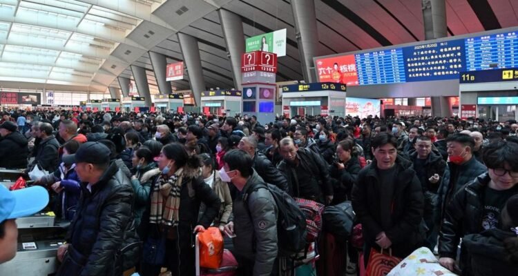 China Cetak Rekor 9 Miliar Perjalanan Mudik Chunyun Selama Imlek 2025