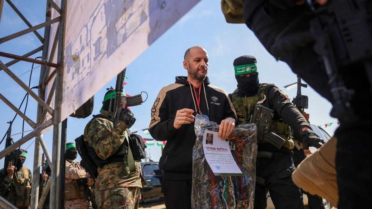 Gencatan Senjata Lanjut, Hamas Bebaskan 3 Sandera Israel