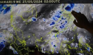 2 Bibit Siklon Tropis Muncul, Sejumlah Daerah RI Waspada Hujan Lebat