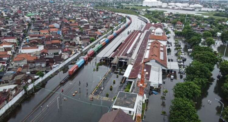 KAI Batalkan Sejumlah Perjalanan KA 3-5 Februari Imbas Banjir Grobogan