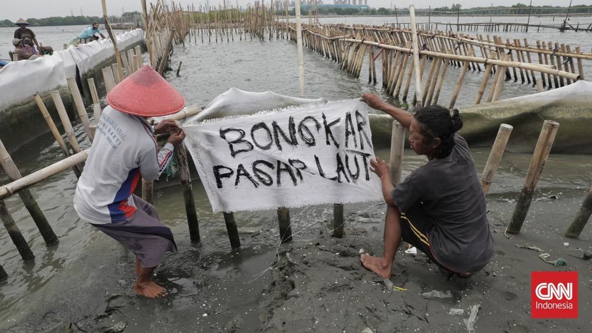 Nelayan Tolak Pagar Laut Manado Jadi Tersangka Penganiayaan