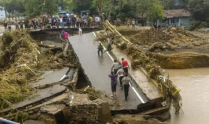 Banjir Bandang Bima, 2 Orang Meninggal dan 6 Hilang