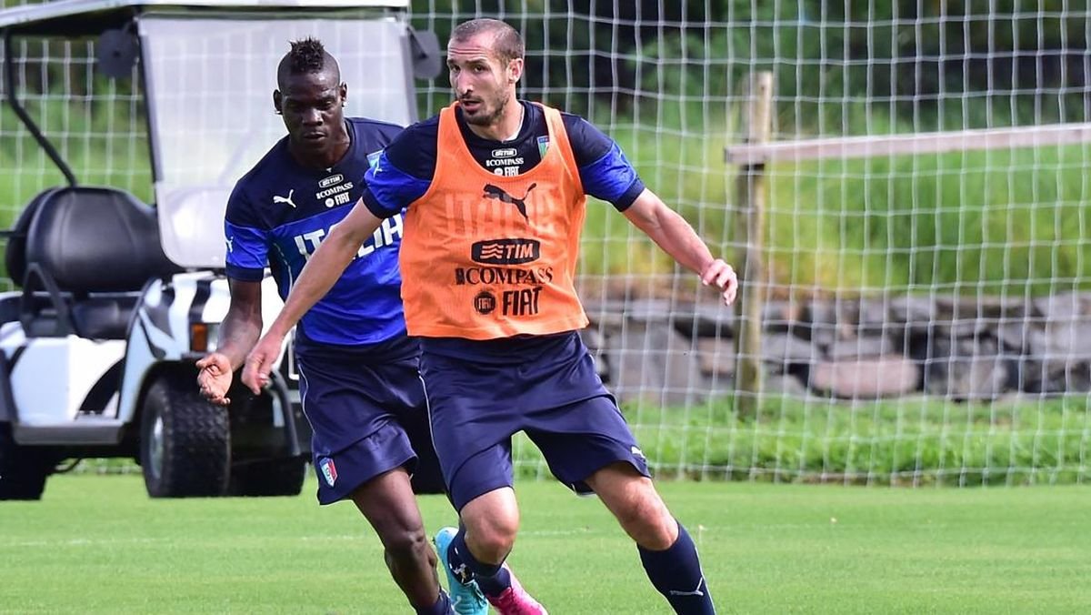 Chiellini Sebut 2 Rekan Setim Paling Dibenci, Ingin Tampar Balotelli