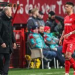 Gol Bunuh Diri Mees Hilgers Disorot Pelatih Twente