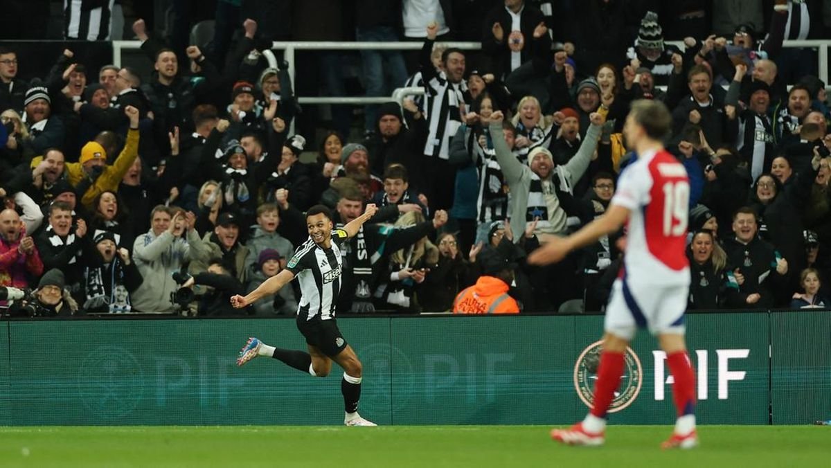 Arsenal Tertinggal 0-1 dari Newcastle di Babak I