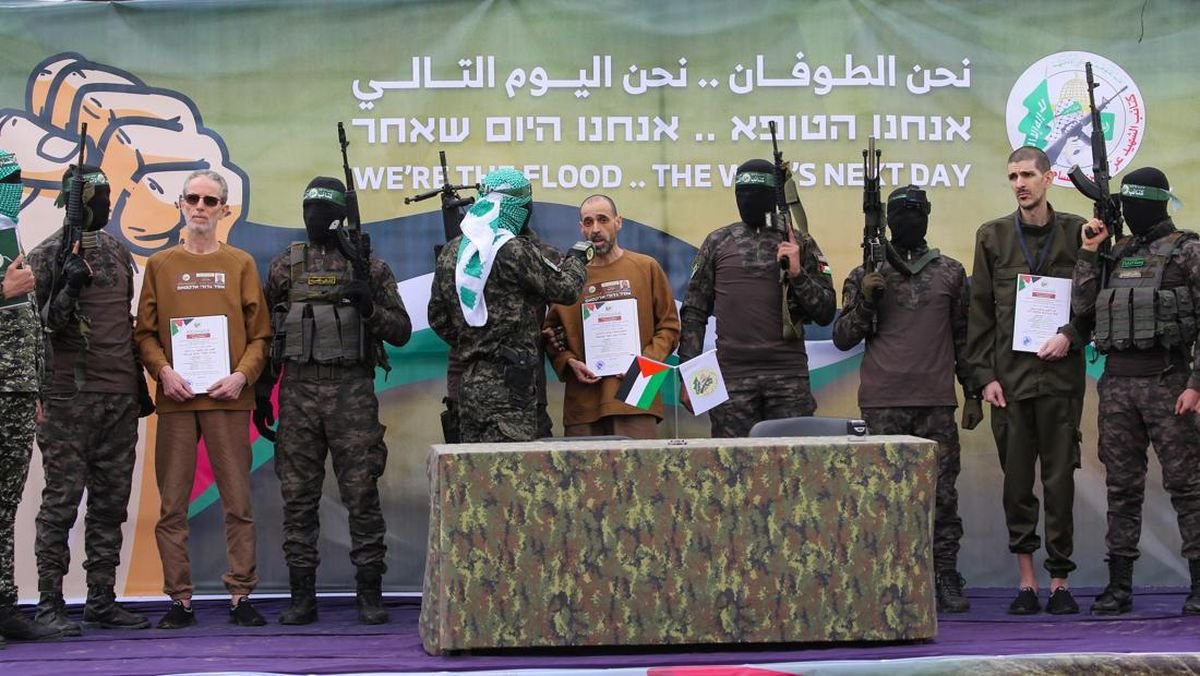 Hamas Resmi Bebaskan 3 Sandera Israel dari Gaza