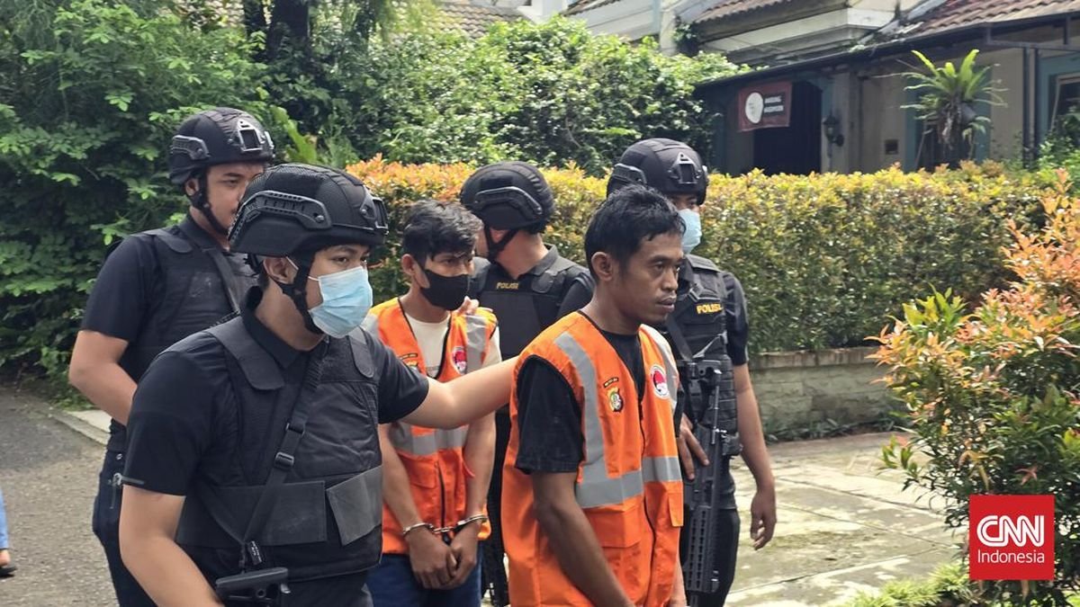 Polisi Tetapkan 2 Tersangka Lab Tembakau Sintetis 1 Ton di Sentul