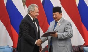 Sergei Shoigu Temui Prabowo Antarkan Surat Khusus dari Putin