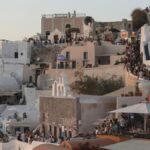 Santorini Diguncang Gempa 200 Kali, Warga & Turis Diminta Waspada