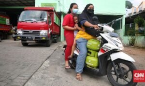 Emak-emak Curhat Larangan Warung Jual LPG 3 Kg: ke Agen Jauh