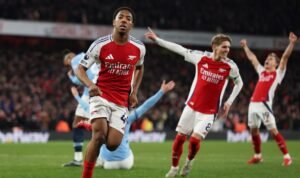 Cetak Gol Cepat, Arsenal Bantai Man City 5-1