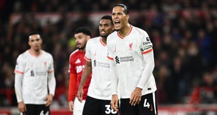 Van Dijk Lihat Man City Bisa Sakiti Liverpool