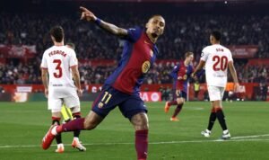 Main dengan 10 Orang, Barcelona Bantai Sevilla 4-1