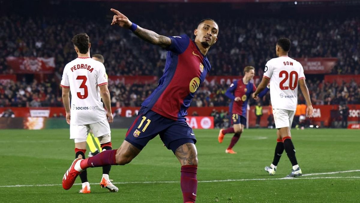 Main dengan 10 Orang, Barcelona Bantai Sevilla 4-1