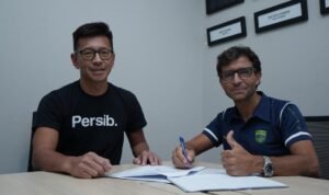 Gugatan Ditolak CAS, Persib Wajib Bayar Rp300 Juta ke Luis Milla