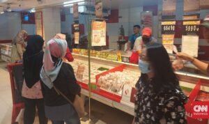 Lagi Diskon, Ayam Broiler Mulai Rp27 Ribuan di Transmart Full Day Sale