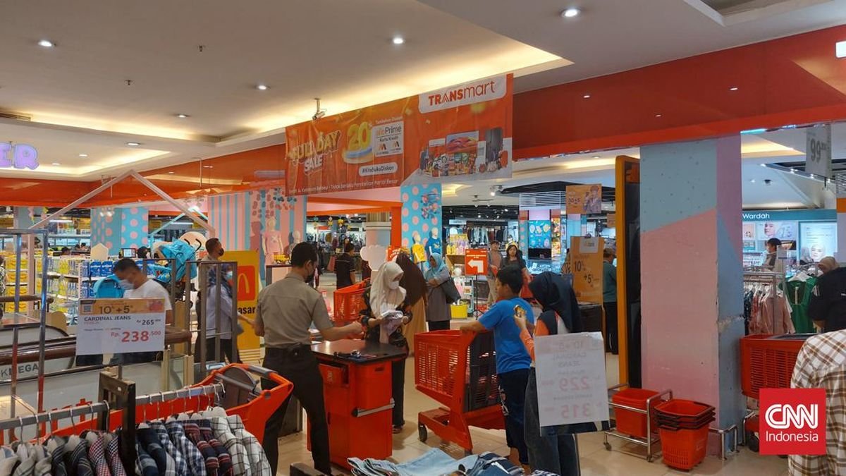 Transmart Full Day Sale 16 Februari, Pesta Diskon 50% + 20% Balik Lagi