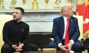 AS Setop Bantuan Militer ke Ukraina sampai Zelensky 'Bujuk' Trump