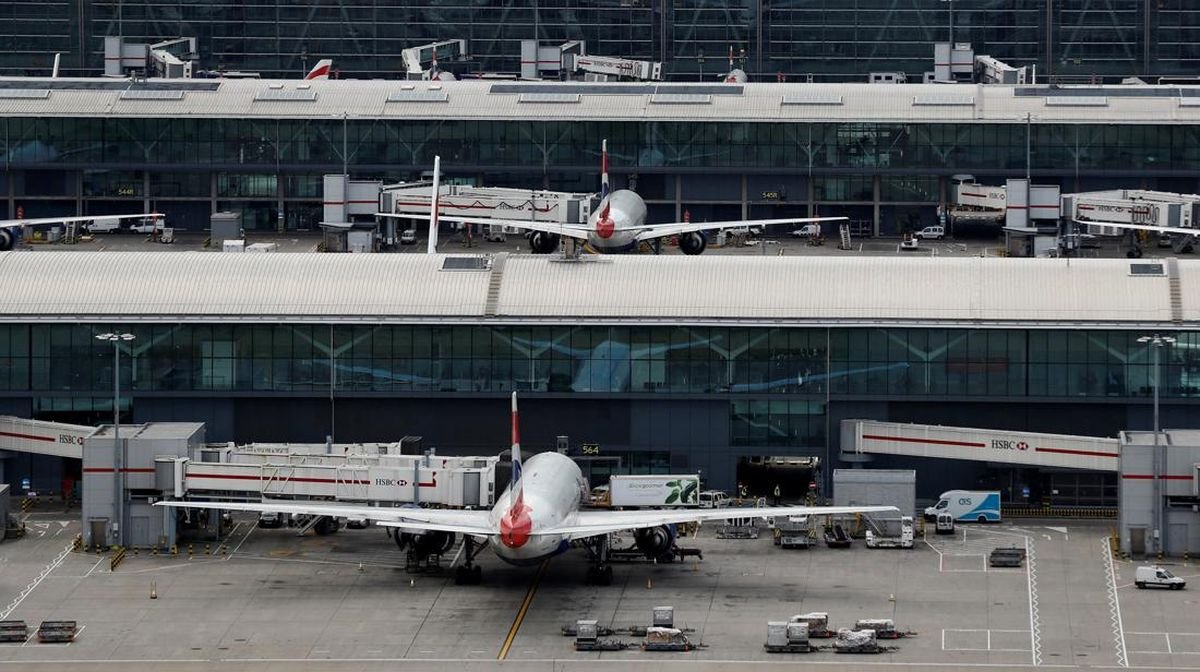 Kekacauan Usai Kebakaran Besar Bandara Heathrow, Semua Ogah Ganti Rugi