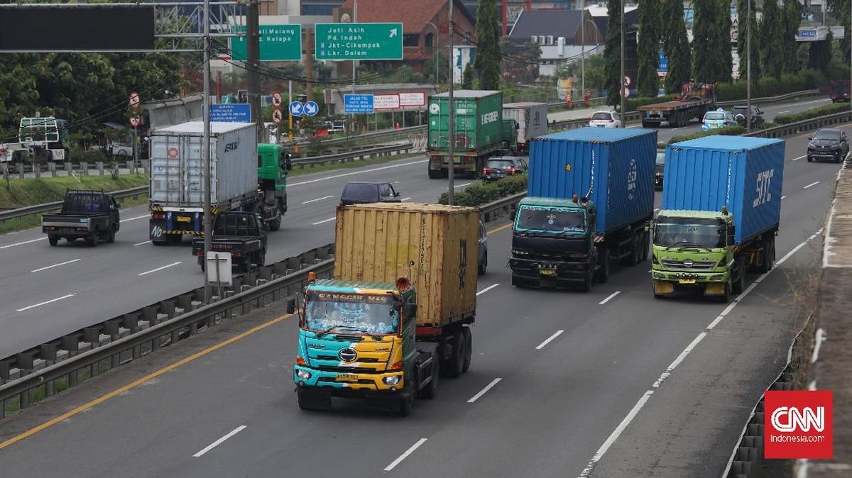 40 Ribu Truk Siap Mogok Besok, Protes Larangan Masuk Tol Saat Mudik